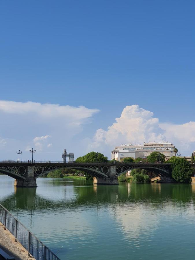Nat Pureza De Triana Apartment Sevilla Bagian luar foto