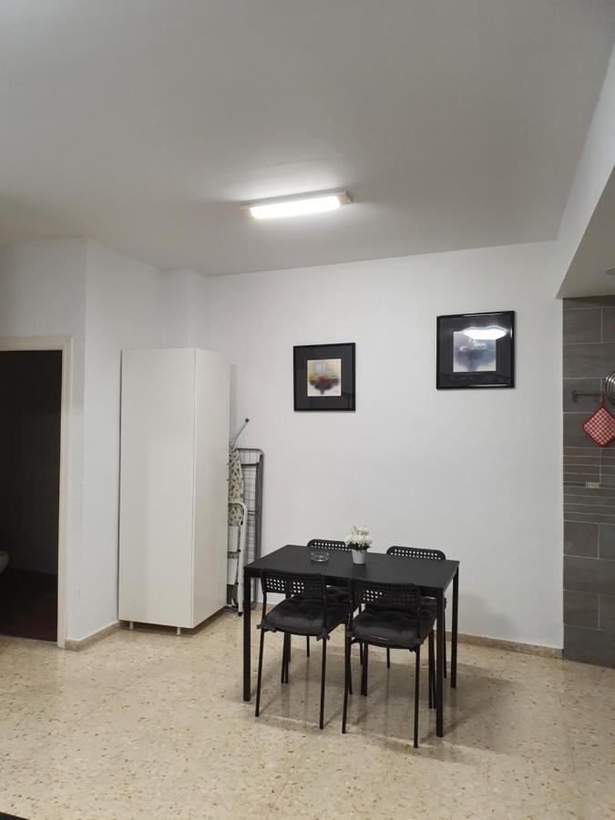 Nat Pureza De Triana Apartment Sevilla Bagian luar foto